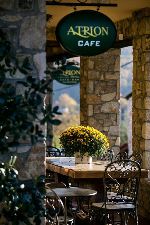 Atrion Highland Hotel エラトホリ エクステリア 写真