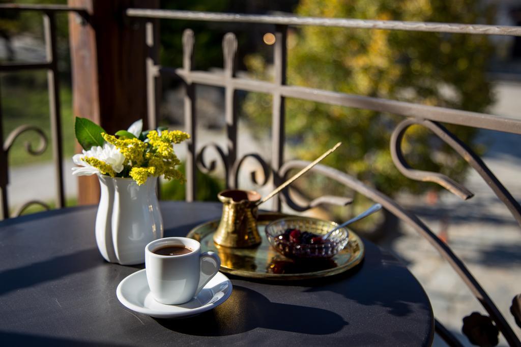 Atrion Highland Hotel エラトホリ エクステリア 写真
