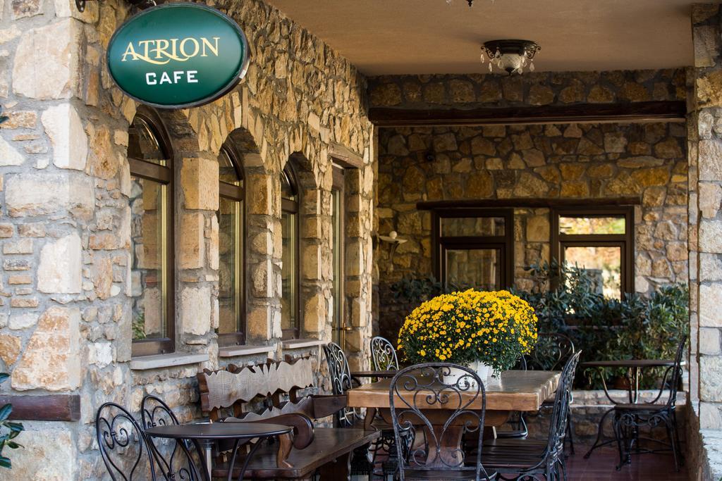 Atrion Highland Hotel エラトホリ エクステリア 写真