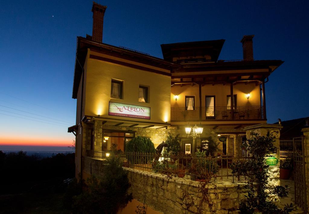 Atrion Highland Hotel エラトホリ エクステリア 写真